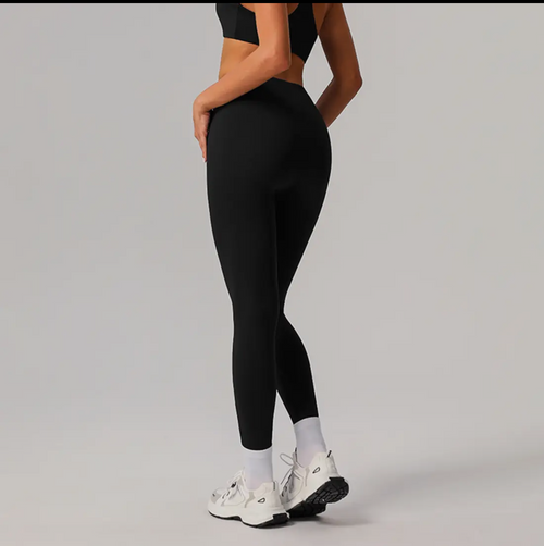 Eclipse Seamless Contour Leggings – Jet Black